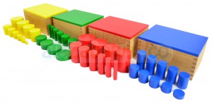 Kolorowe cylindry wykonane z drewna bukowego - pomoce Montessori - Sklep www.aleZabawki.co